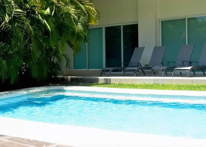 Bay View Grand Marina Villa- Private Pool